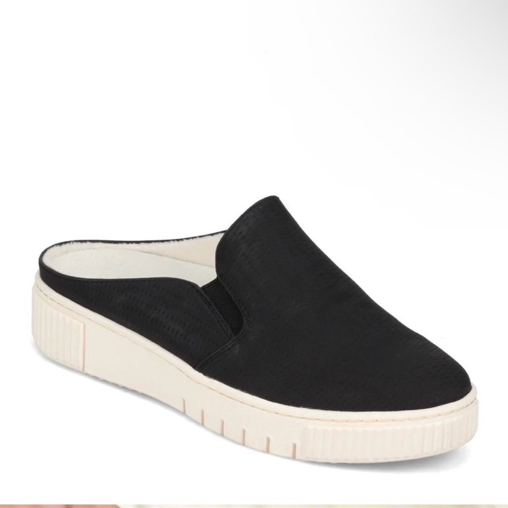 SOUL naturalizer truly slip ons